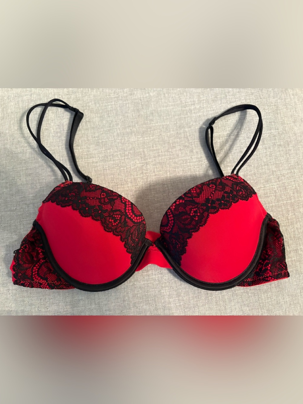 Ardene Red and Black Lace Push-Up Bra